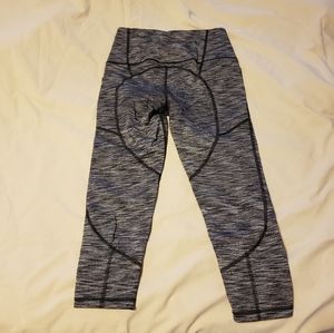 Crop pocket leggings